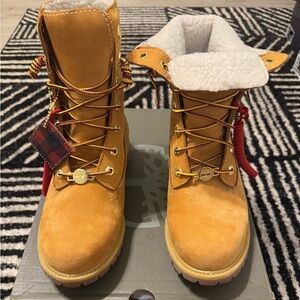 Timberland Fold Down Boot Sz 8.5 Women
